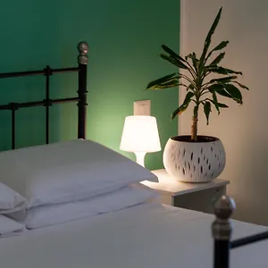 Magna Cura Couette-café